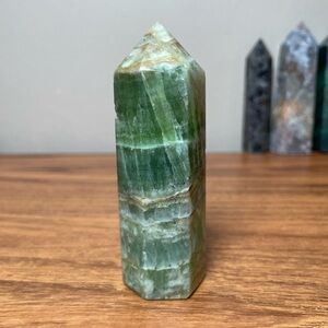 Green Calcitite Crystal Tower - Chipped Tip